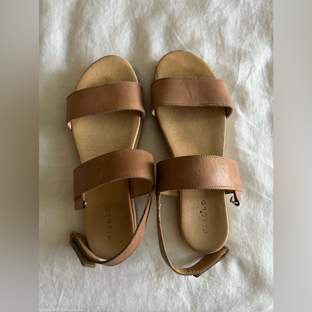 Nisolo Go To Flatform sandal